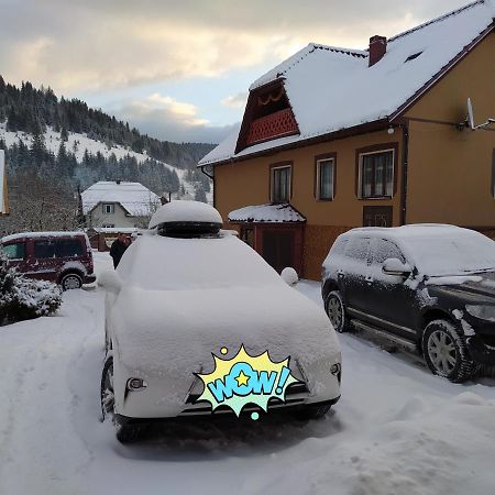 Sadyba Gostynniy Dvir Izki Dış mekan fotoğraf