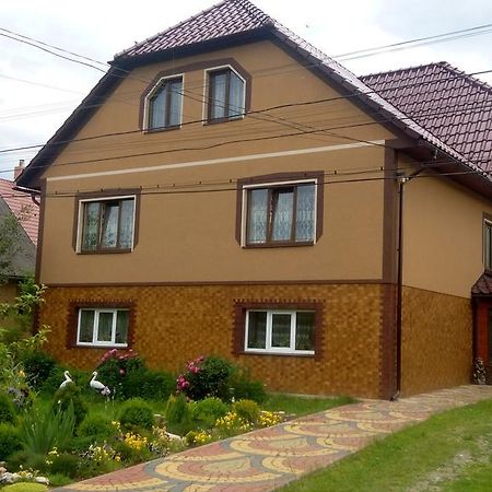 Sadyba Gostynniy Dvir Izki Dış mekan fotoğraf