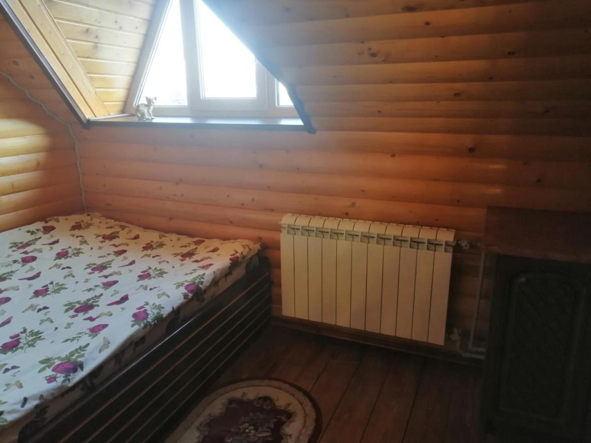 Sadyba Gostynniy Dvir Izki Dış mekan fotoğraf