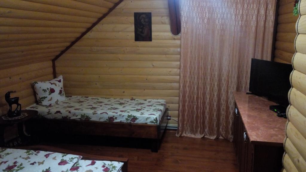 Sadyba Gostynniy Dvir Izki Dış mekan fotoğraf